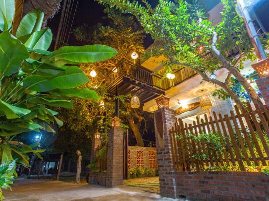 Peach House Bed and Breakfast Hoi An Eksteriør billede